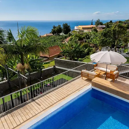 Villa Crossdeira - Ocean View | Pool | Gym Holiday home *