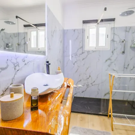 Crossdeira - A Wellness Retreat Arco da Calheta (Madeira)