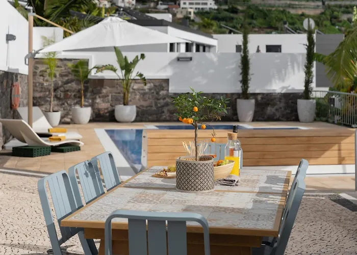 Crossdeira - A Wellness Retreat * Arco da Calheta (Madeira)